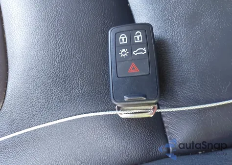 2016 Volvo Xc60 T5 Premier from USA, damaged, VIN YV4612RK6G2785742